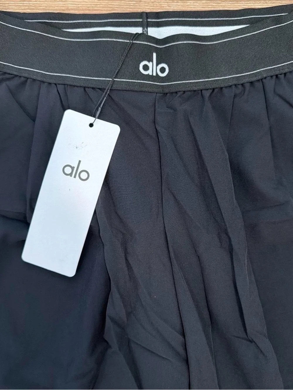 ALO Yoga comfort forward